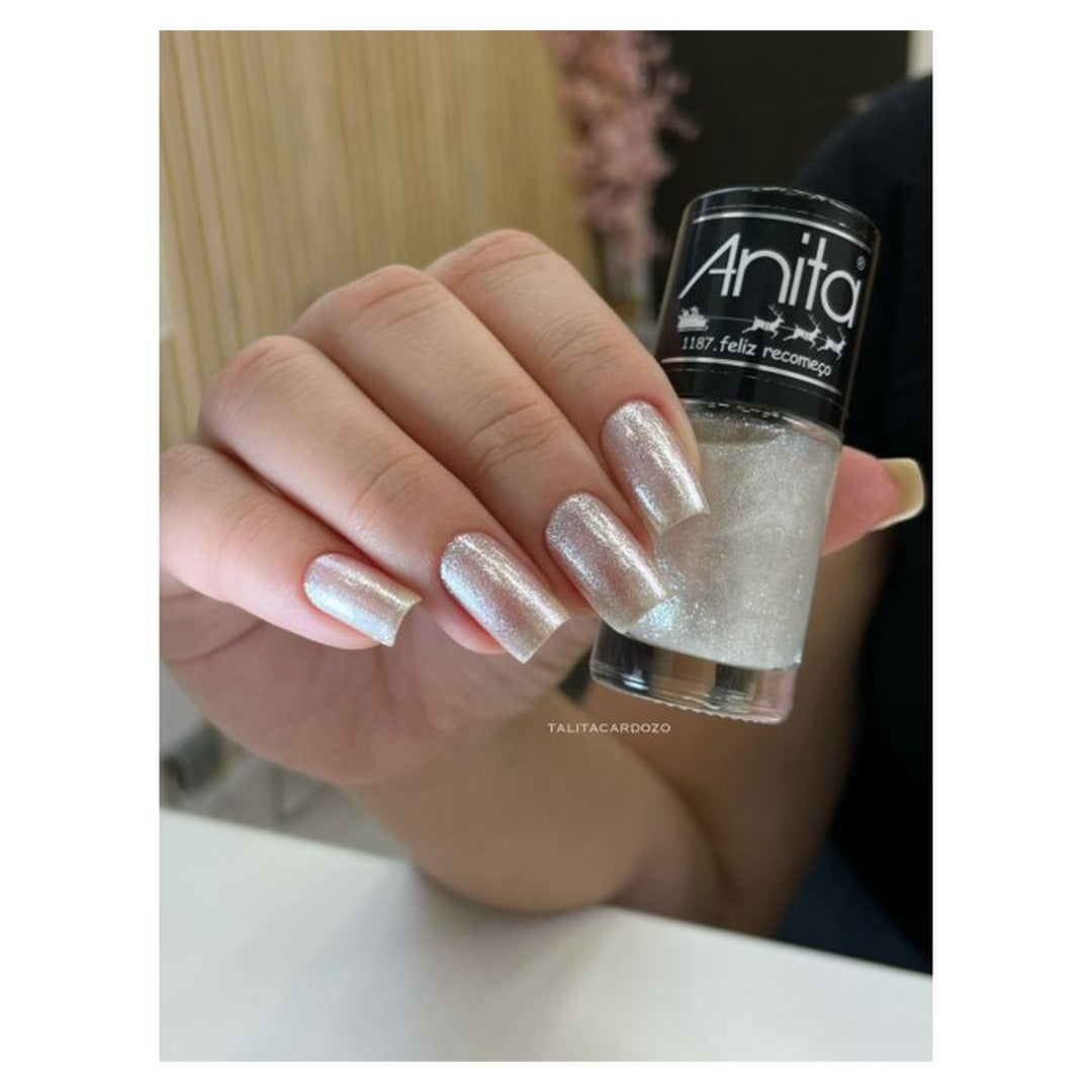 Esmalte Anitta 1